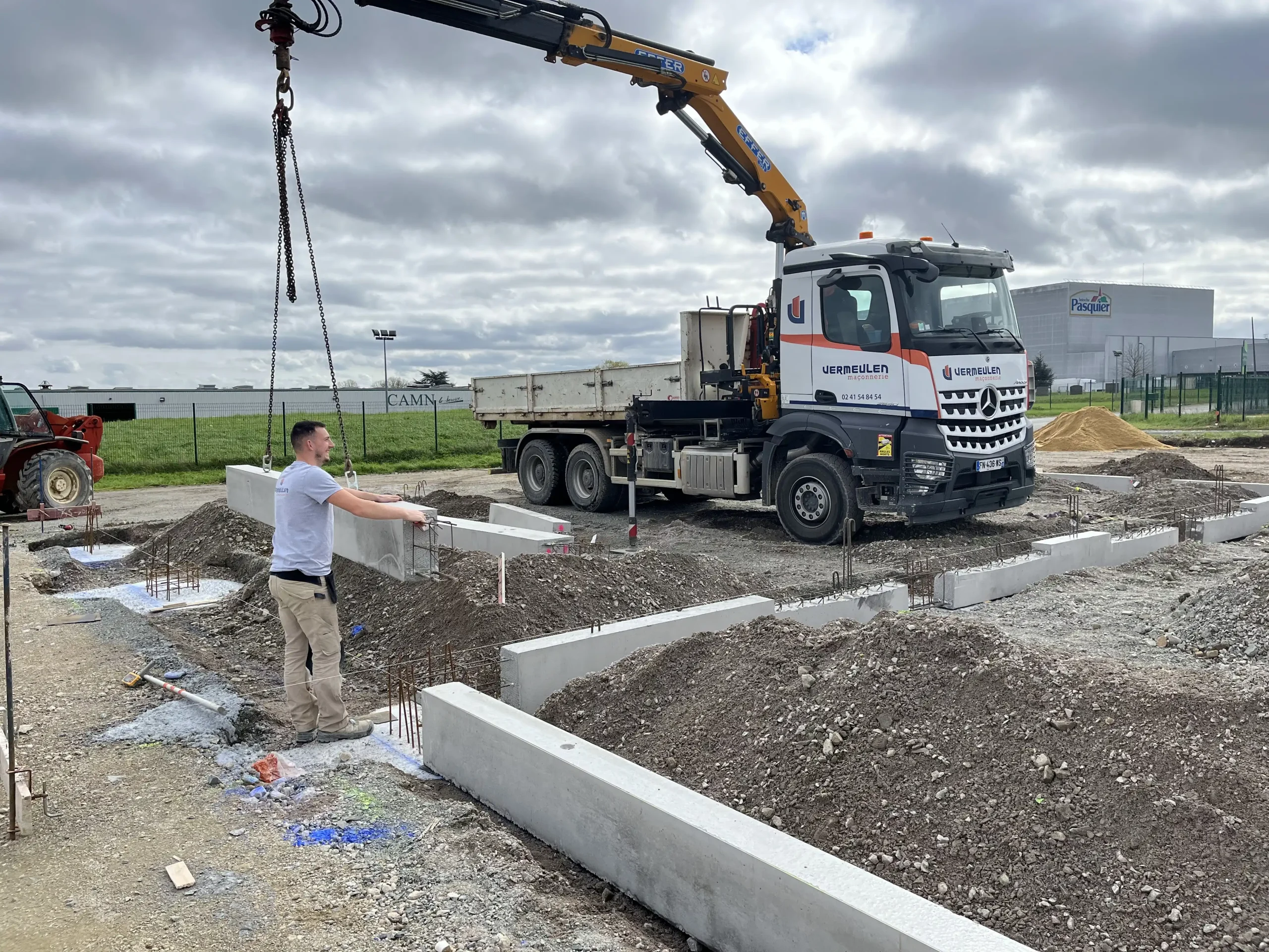 Réalisation construction, bâtiment industriel, Vermeulen Maçonnerie, maçonnerie à Les Alleuds-Brissac-Quince